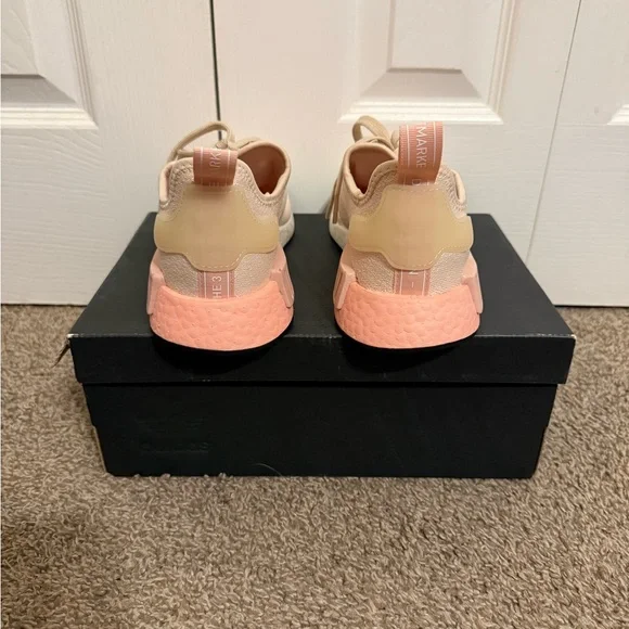 Adidas NMD R1 Linen Vapour Pink - Picture 6 of 9